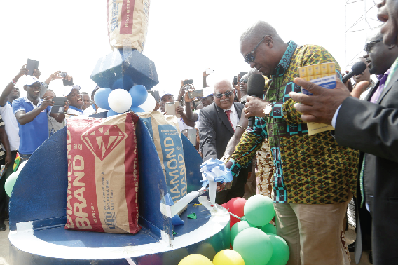 President John Mahama and other guest, inaugurating the Western Diamond Cement factory